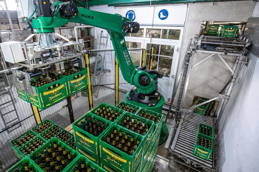 Eine Privatbrauerei im Erzgebirge verbindet eine jahrhundertealte Brau-tradition mit dem Mut zu einer inno¬vativen Bier-¬Wertschöpfungskette mit konsequenter Automatisierung